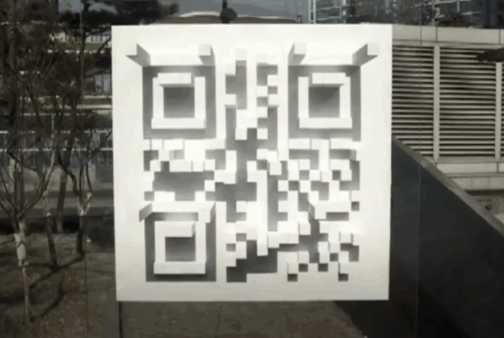 A 3D animation QR Code board located at outdoor pillars located to catch the sun launched by Korean retailer Emart. 