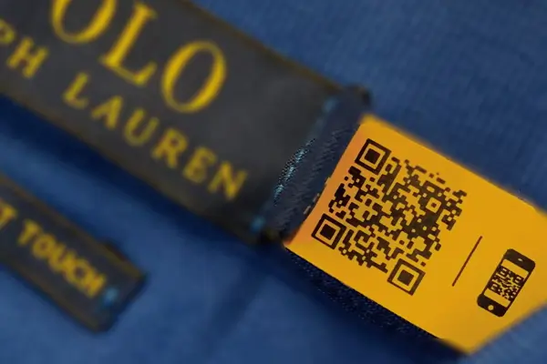 Ralph Lauren, uses QR Codes on its POLO range