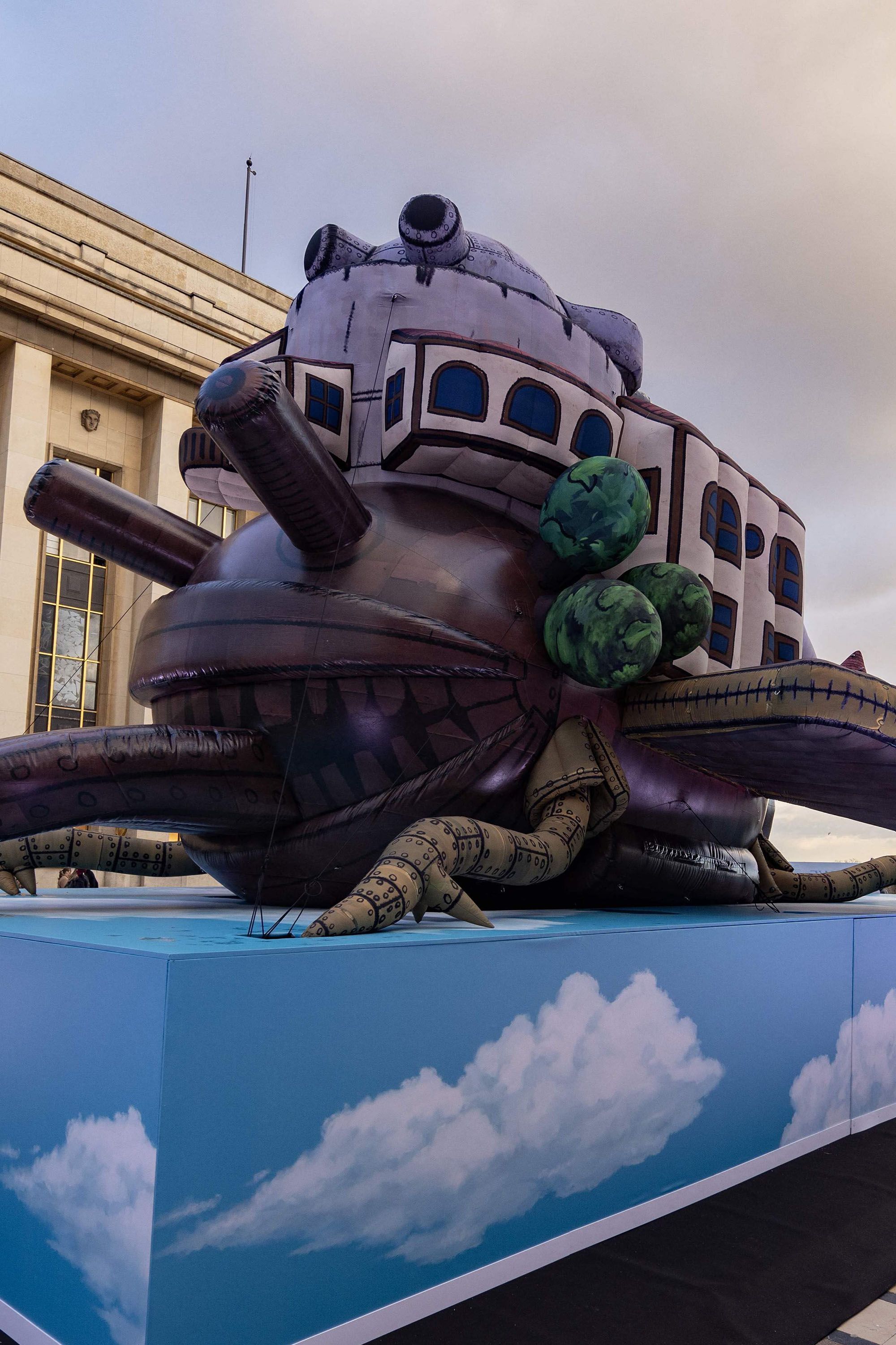 Louis Vuitton x Yayoi Kusama